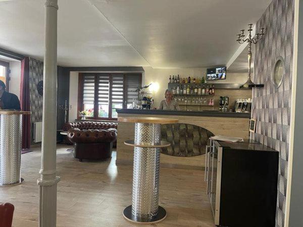 Hotel Des Voyageurs Pont-de-Roide Εξωτερικό φωτογραφία